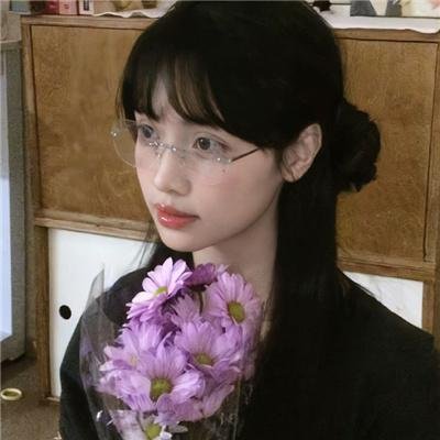 多年后的全家福 高清封面